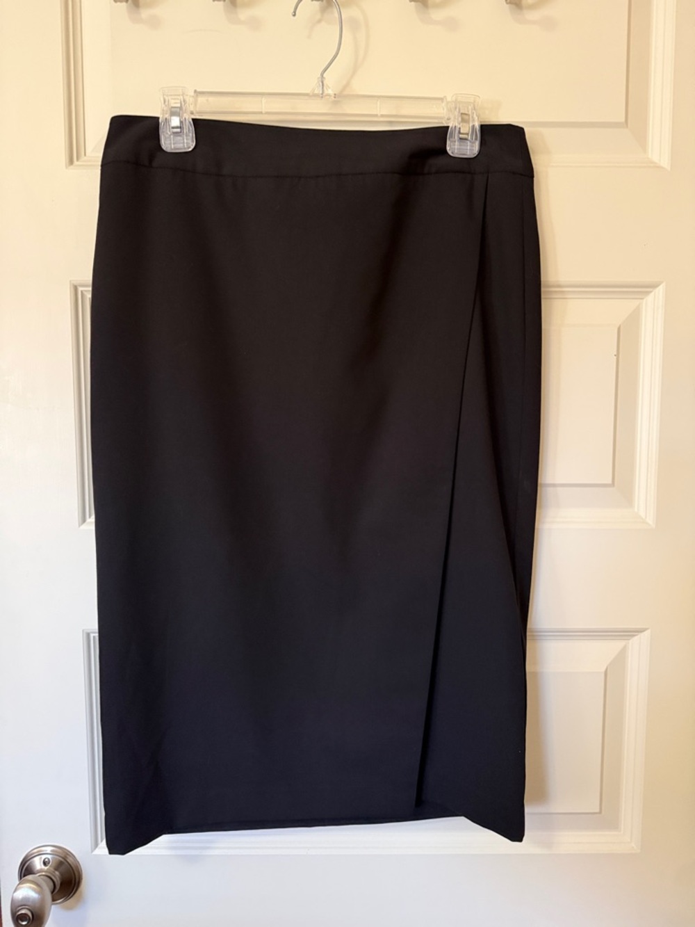 Liz Claiborne Career Women’s Black Pencil Skirt with Split Front